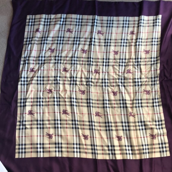 Authentic silk Burberry scarf - Picture 4 of 4